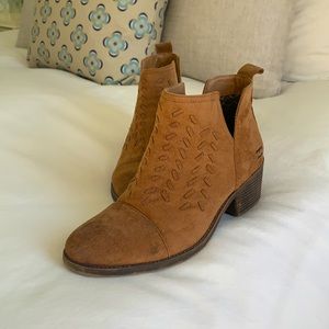 Billabong Booties